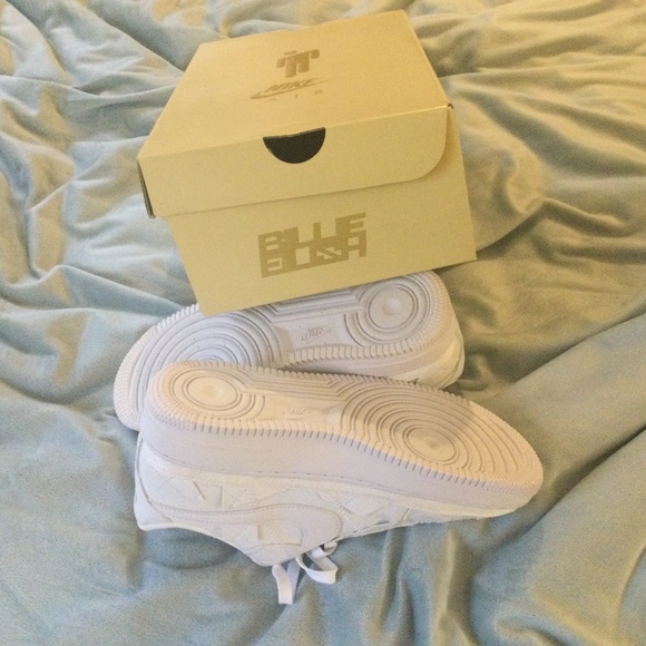 Nike Air Force 1 SP  Billie Eilish NWT Woman’s Size 9 - Picture 4 of 5